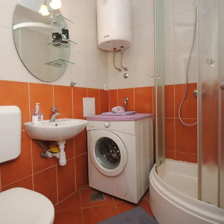 Antea - One Bedroom Апартаменты Сплит