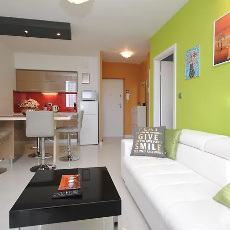 Antea - One Bedroom Апартаменты