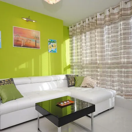 Antea - One Bedroom Апартаменты